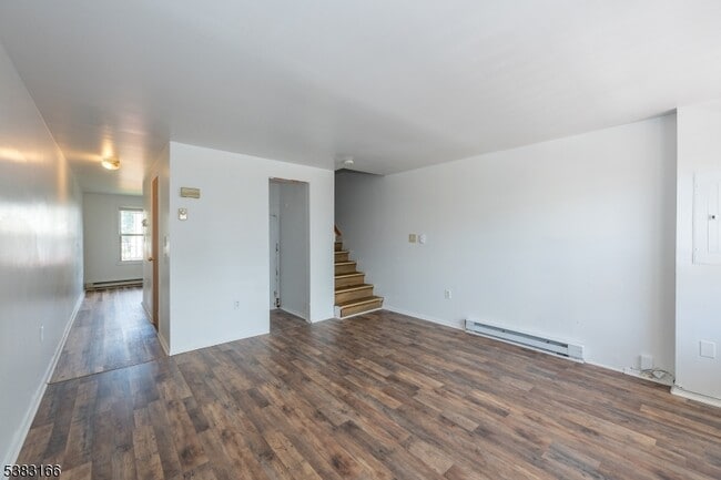 Building Photo - 394-396 S 8th St