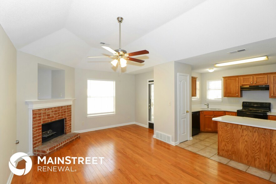 Building Photo - 9208 Lazzini Cove