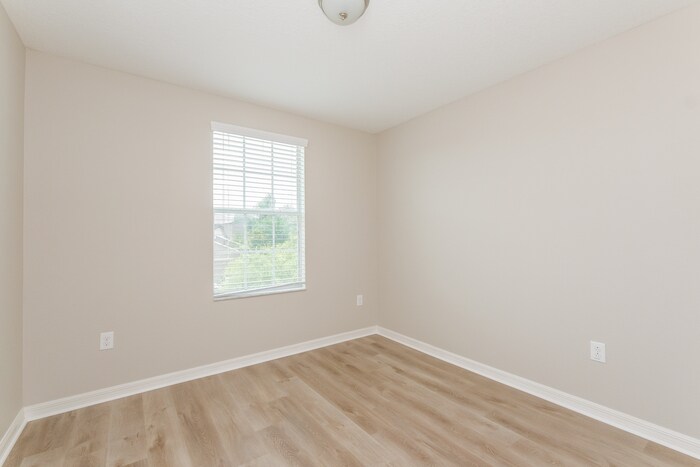 Building Photo - 6523 Trent Creek Dr