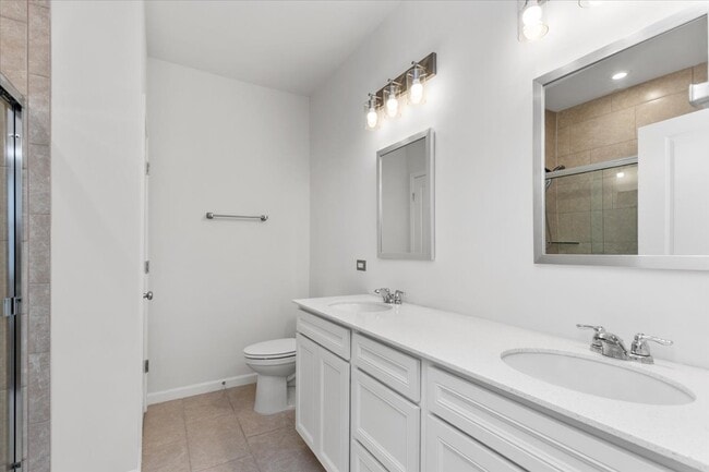 Building Photo - 2824 Briargate Dr
