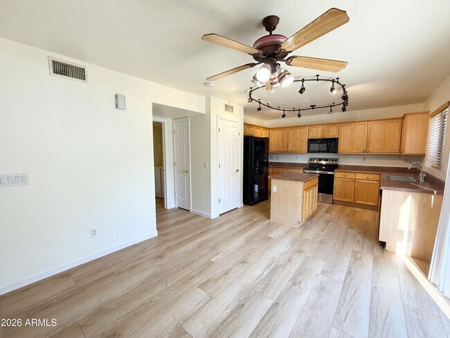 Building Photo - 16283 N 159th Dr