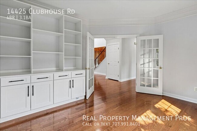 Building Photo - 14425 Clubhouse Rd