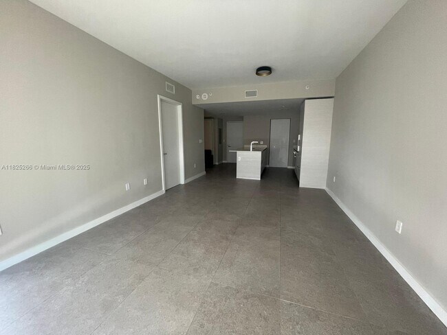 Building Photo - 1300 S Miami Ave