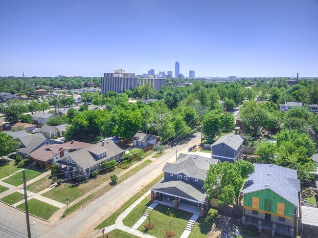 Building Photo - Brand New Duplex + 3 bedrooms + 2 bathrooms + 1 car garage + Prime OKC Location + All Applicances