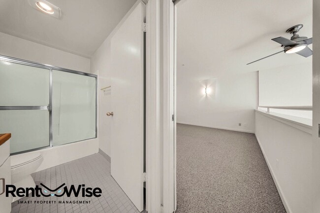 Building Photo - 68 McCoppin St