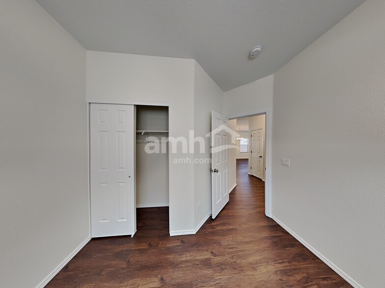 Building Photo - 388 E Atlas Cedar Pl