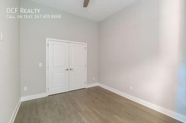 Building Photo - 1607 Catharine St