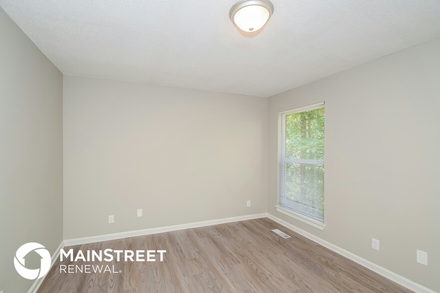 Building Photo - 1037 Medina Dr