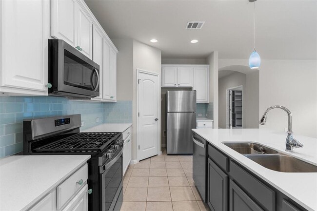 Building Photo - 108 Calhoun Ln