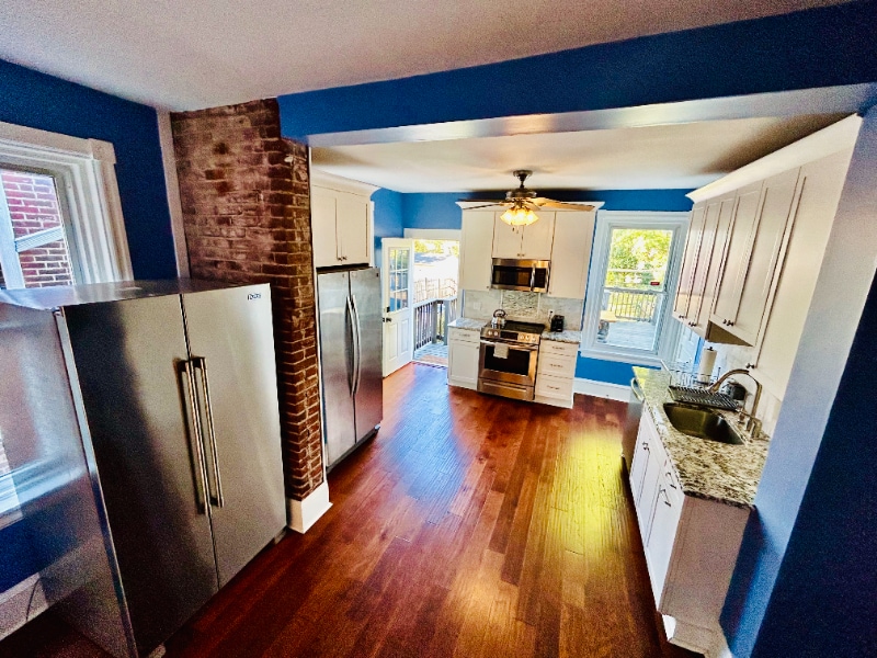 Building Photo - 1603 W 13th St