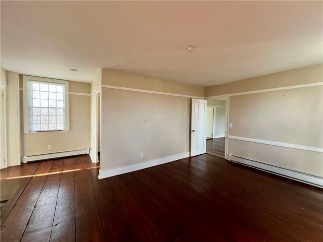 Building Photo - 4 Limerock Rd