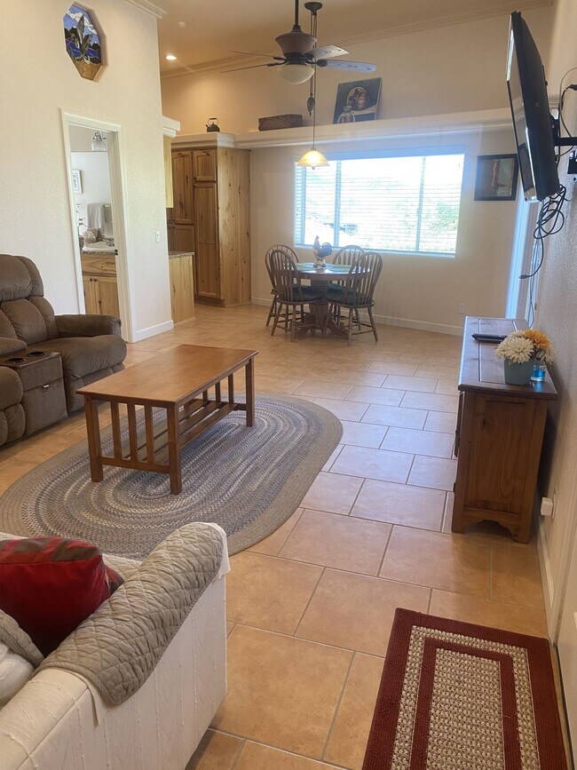 Primary Photo - 3080 Shoshone Dr