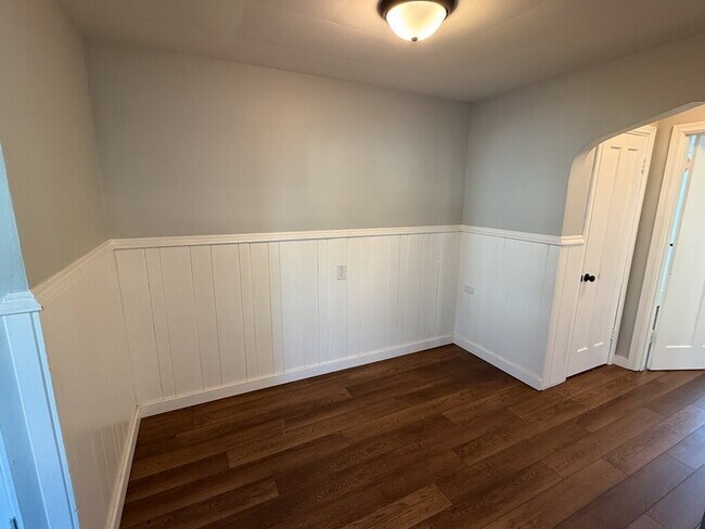 Building Photo - 1219 Franklin Ave