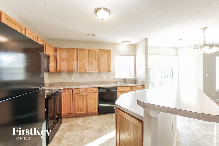 Building Photo - 7433 Sparkleberry Dr