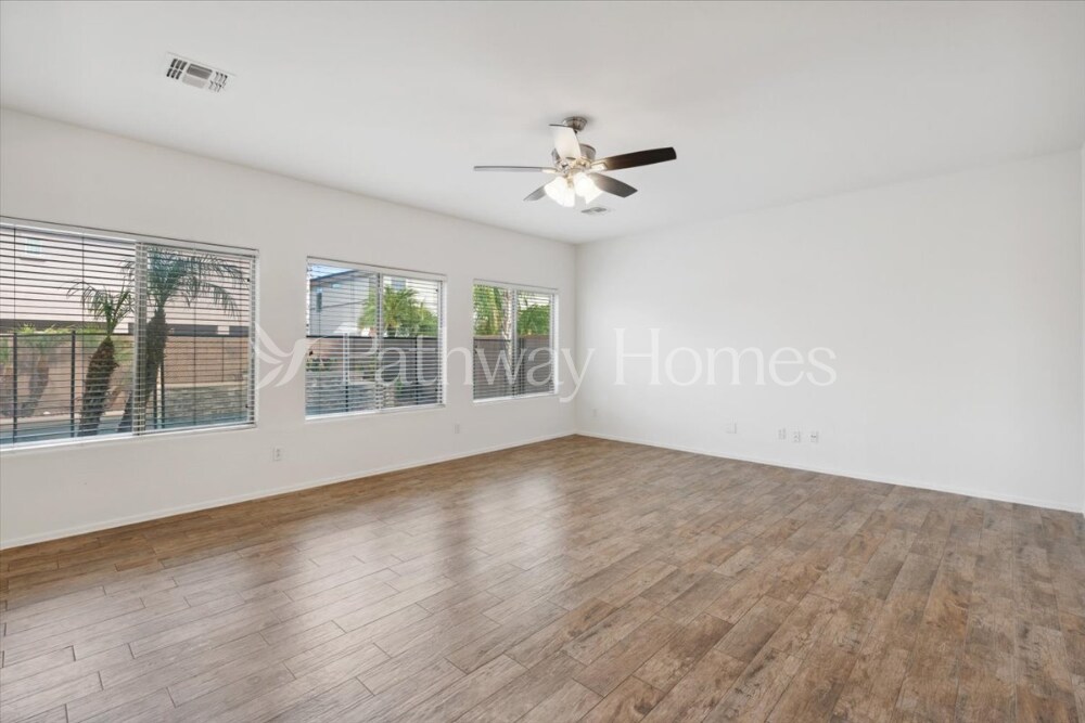 Building Photo - 17762 W Watson Ln