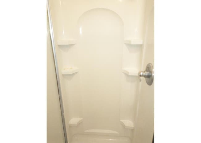 Interior Photo - 3238 Bishop Street