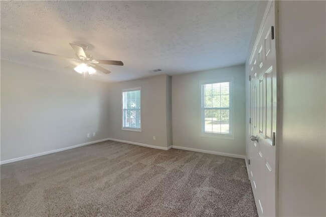 Building Photo - 105 Meadow Crest Ct
