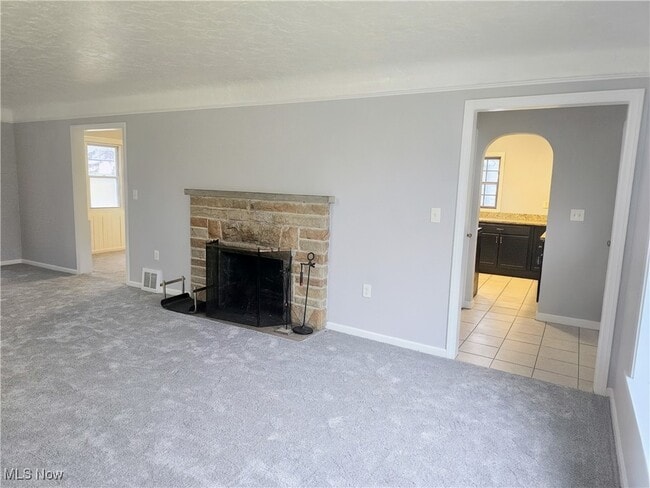 Building Photo - 27280 Miles Rd