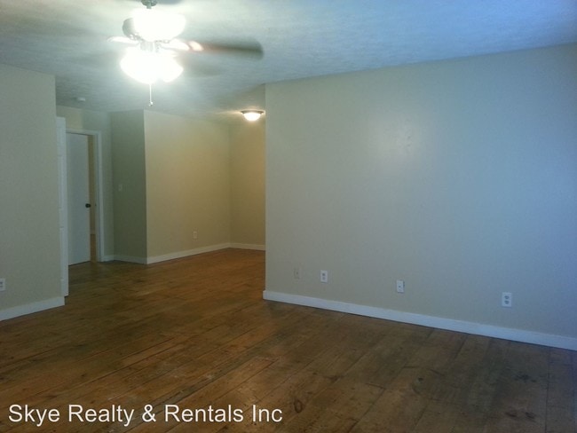 Building Photo - 3412 Hazelwood Ln
