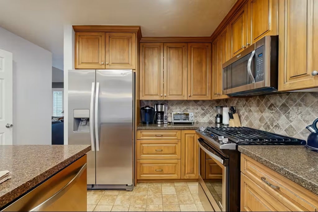 Building Photo - 8149 S Clover Spring Ln