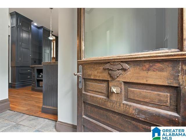 Building Photo - 1801 11th Pl S