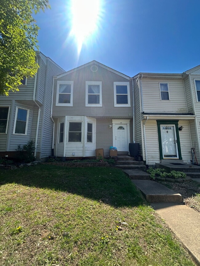 Building Photo - Limited-Time Offer: Apply by May 1st and get your lease signing fee waived—up to $299 in savings....