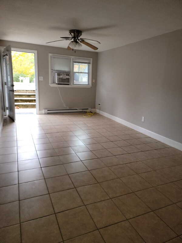 Building Photo - 303A Culbreth Ave