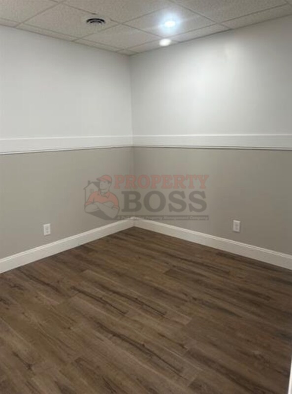 Building Photo - 1350 Van Buren St