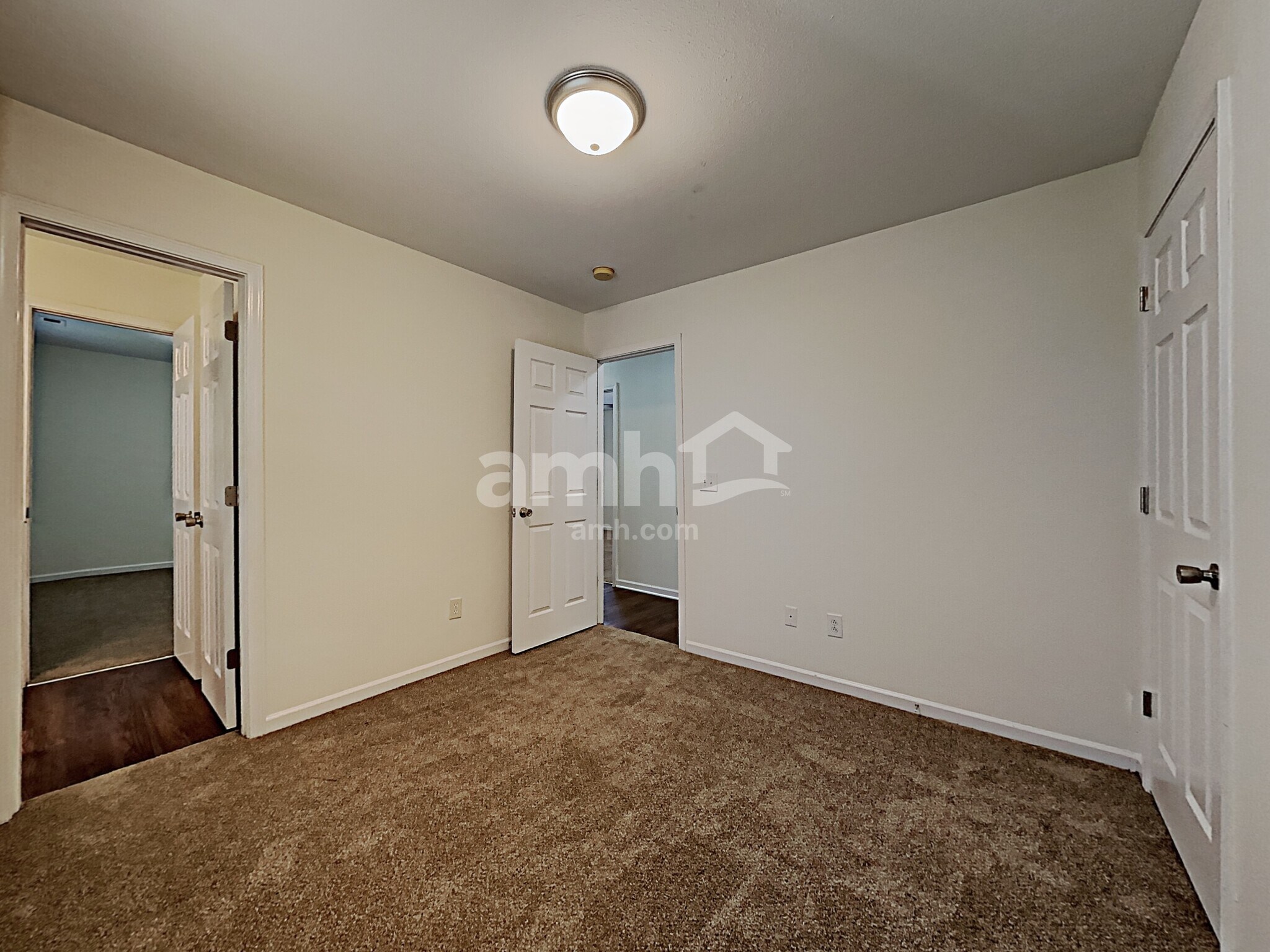 Building Photo - 149 Sawhorse Dr