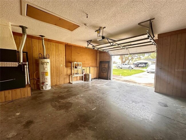 Building Photo - 1649 Selkirk Dr