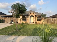 Building Photo - 6712 Pino Azul Dr