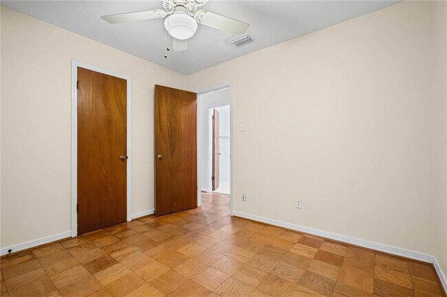 Building Photo - 5510 Gaillard Dr