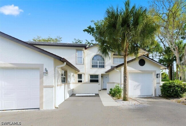 Building Photo - 9570 Crescent Garden Dr