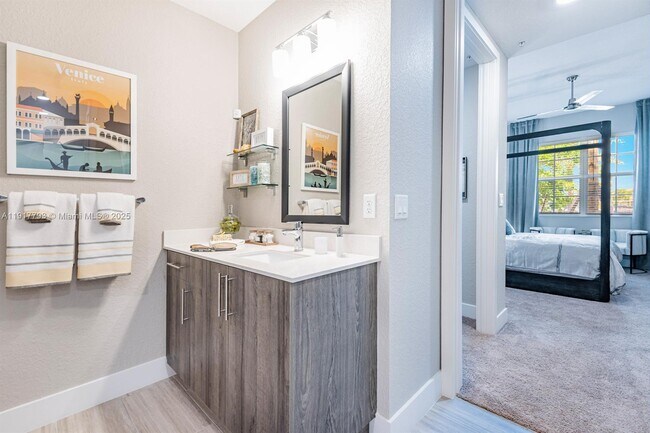 Building Photo - 9351 W Commercial Blvd