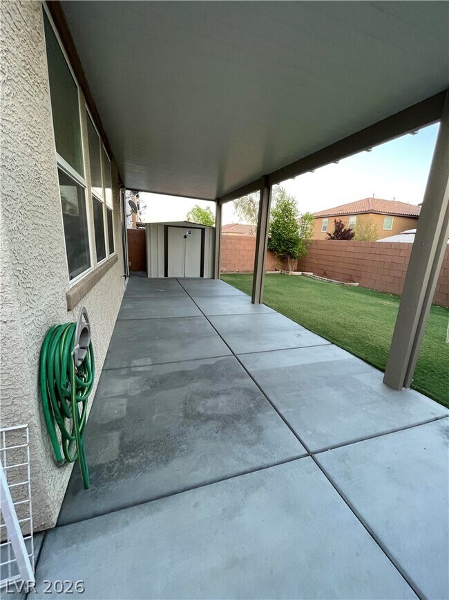 Building Photo - 9325 Keystone Ridge Ave