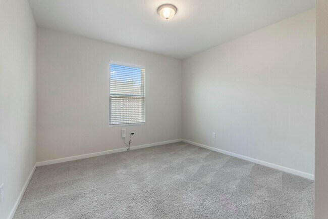 Building Photo - 610 Riverwalk Cir