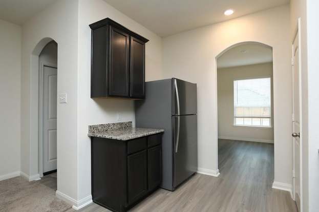 Building Photo - 569 Amberwood Pk Dr