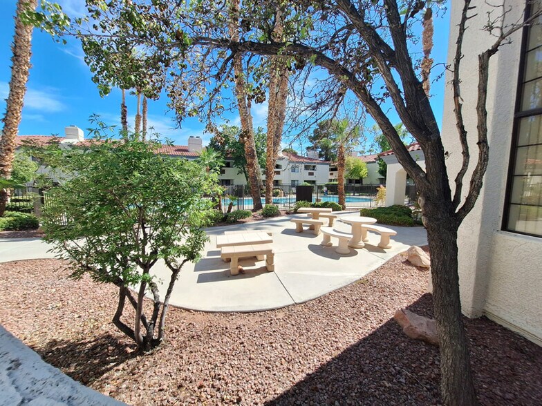 Building Photo - 8455 W Sahara Ave