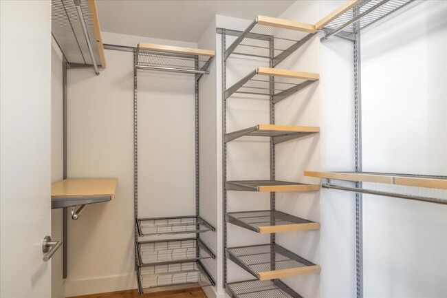 Building Photo - 1450 Franklin St