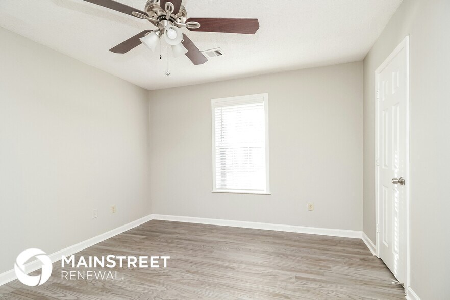 Building Photo - 4419 Kings Valley Cove W