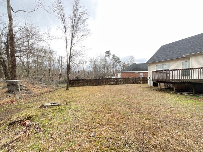 Building Photo - 852 Hamilton Ct