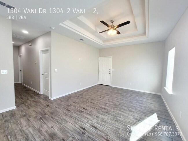 Building Photo - 1304 Vani Dr
