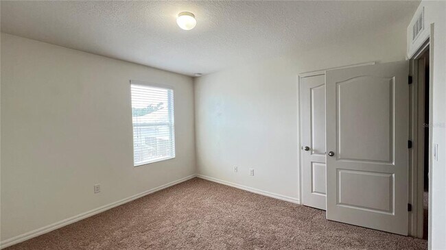 Building Photo - 16628 Broadford Ln