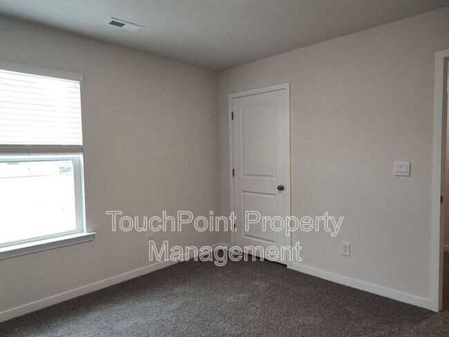 Building Photo - 12028 Zazu Wy