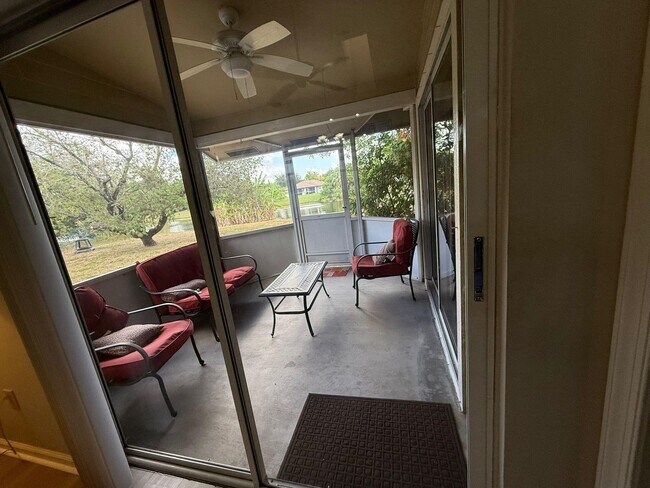 Building Photo - 12718 Westhampton Cir