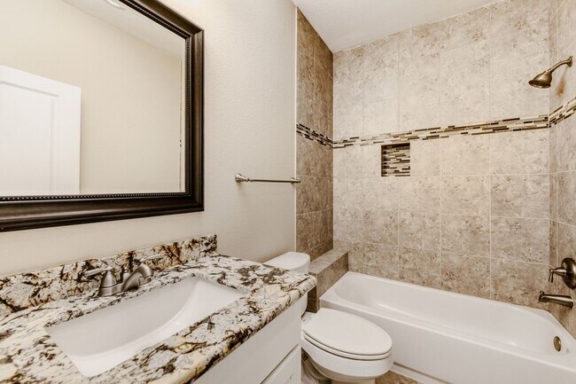 Building Photo - 1103 E 27th St