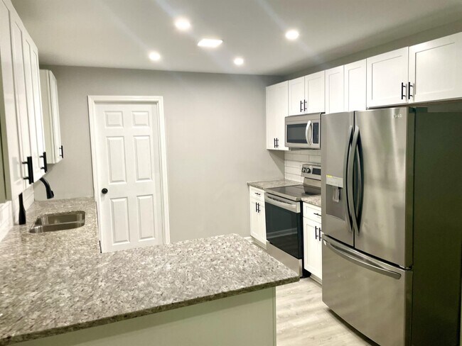 Building Photo - 5019 Peach Mountain Cir