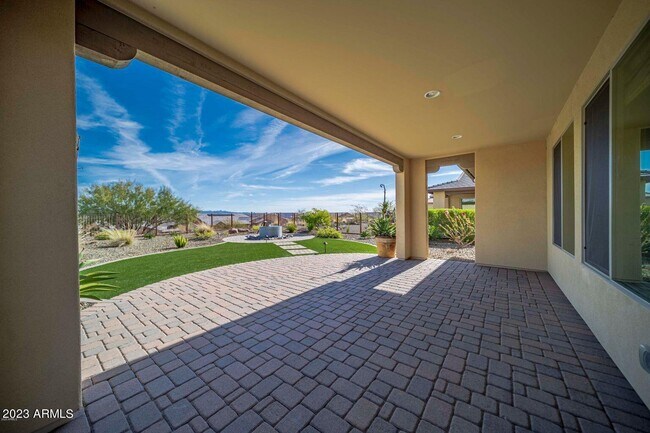 Building Photo - 3705 Ridgeview Ter