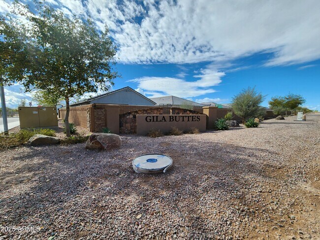 Building Photo - 1058 W Chimes Tower Dr