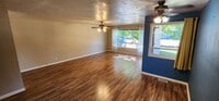 Building Photo - 3 Bedroom/2 Bath single story home